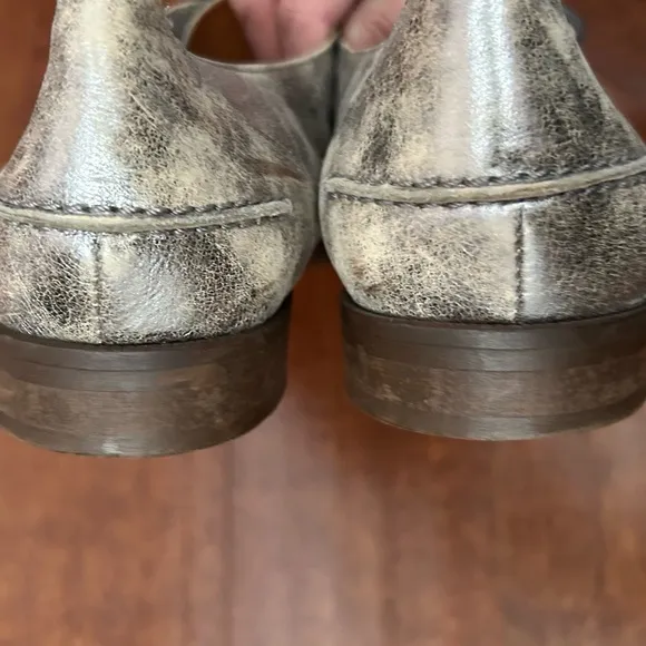 Madewell Serge Distressed Silver Leather Lace Up Flats, Leather Lining, Size 7.5