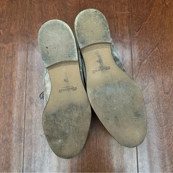 Madewell Serge Distressed Silver Leather Lace Up Flats, Leather Lining, Size 7.5