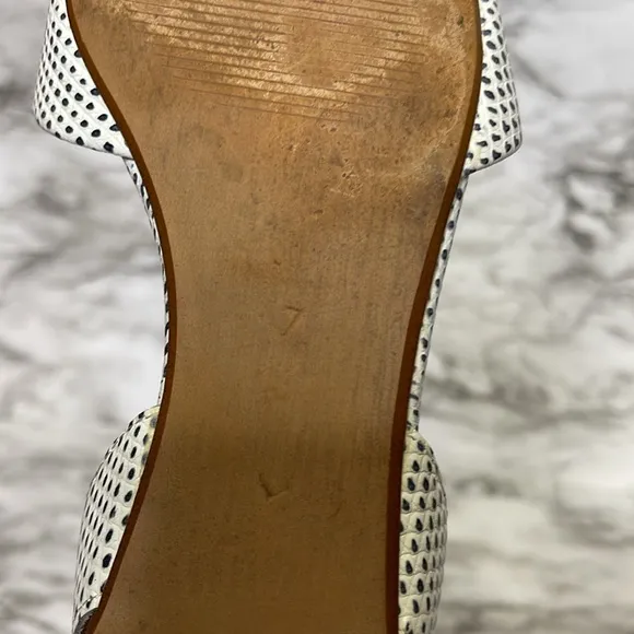 Madewell Womens Sz7. Black White Gray Cut Out Pointy Toe Flats Almost new