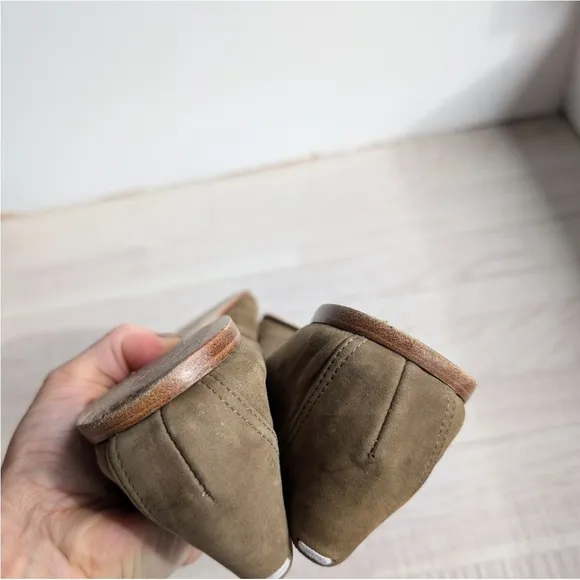 Maison Martin Margiela Suede Flats EU40