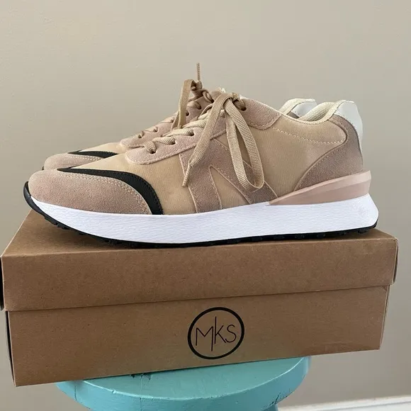 Maker’s Fashion Now Nova 1 Sneakers Tan Black Women’s 9 Fits like 8.5