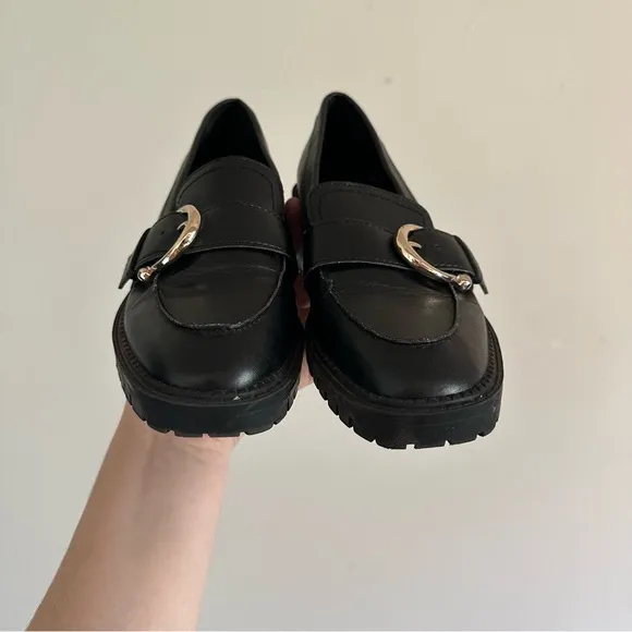 Marc Fisher Black Began Leather Y2K Style Lugged Gold Buckle Loafers