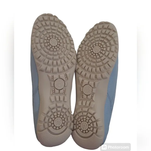 Marc Joseph NY Women Hampton Golf Loafer Flat Shoes Baby Blue Tumbled Size 6.5