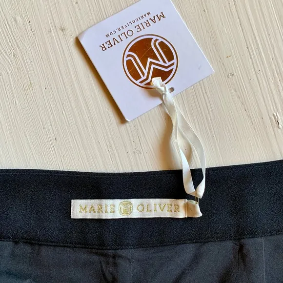 Marie Oliver Black High-Waisted Shorts – NWT Size 2