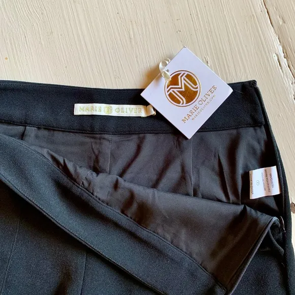 Marie Oliver Black High-Waisted Shorts – NWT Size 2