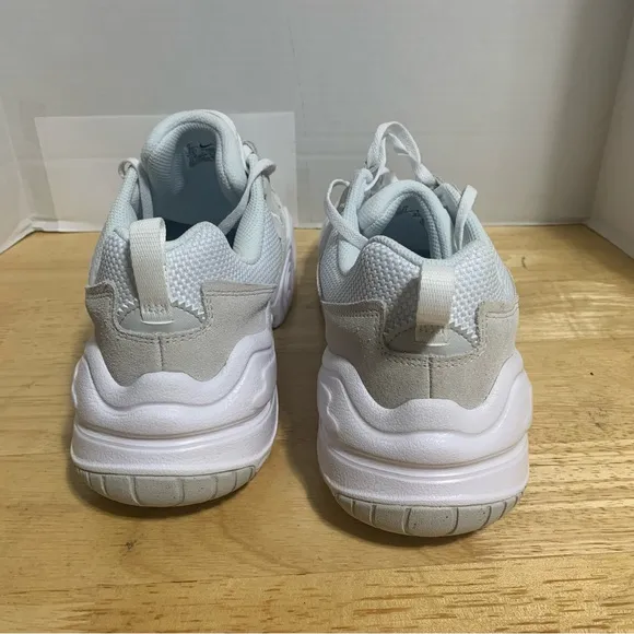 Men Nike Tech Hera Lifestyle Shoes Sneakers White/White/Summit White‎ FJ9532-100
