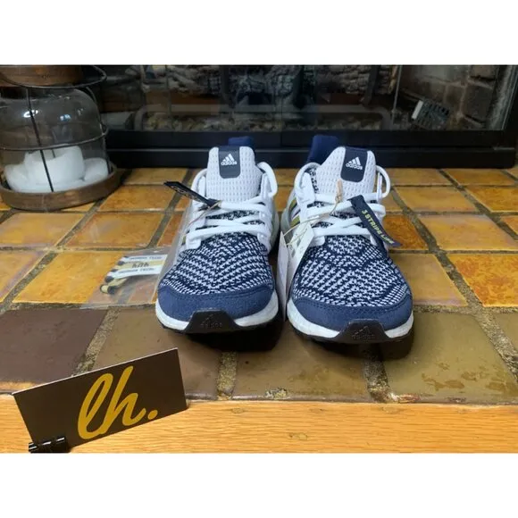 Mens 4.5 Adidas Ultraboost 1.0 “Georgia Tech Yellow Jackets” Athletic Running Sh