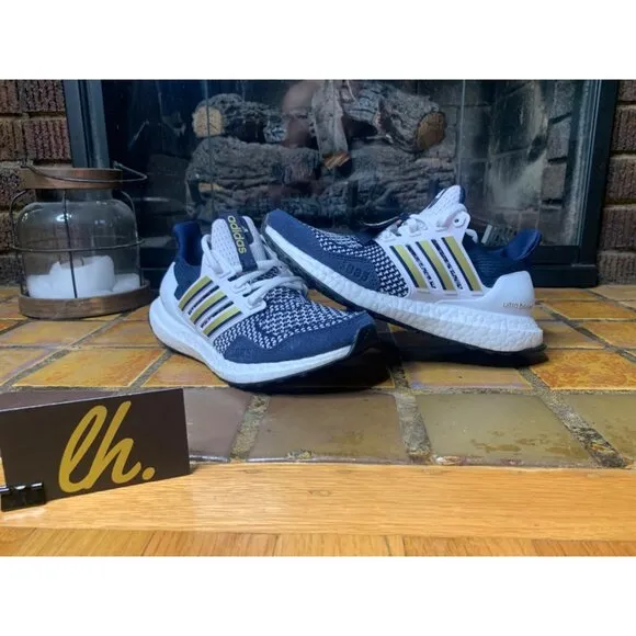 Mens 4.5 Adidas Ultraboost 1.0 “Georgia Tech Yellow Jackets” Athletic Running Sh