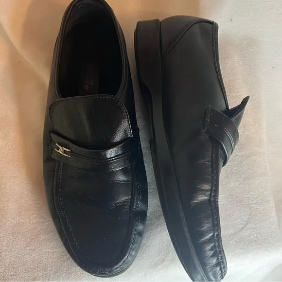 Men’s Hush Puppies Sutton Black Loafers Size 10 W-preowned