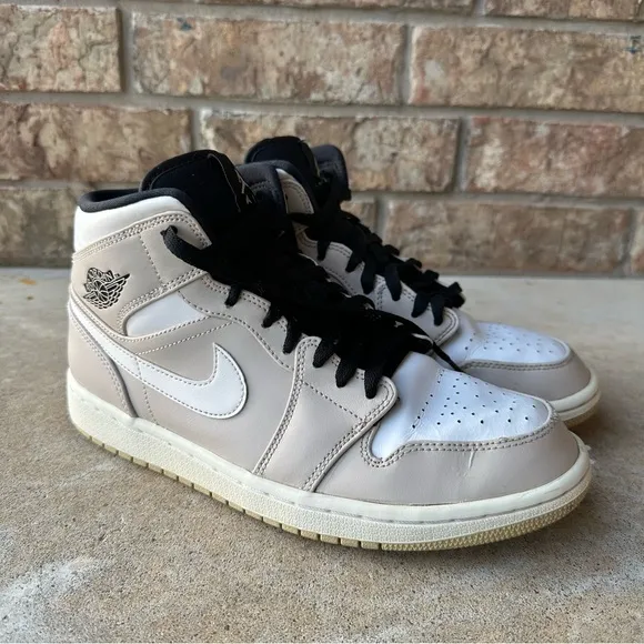 Men’s Nike Air Jordan 1 Mid Desert Sand High-Top Sneakers 8.5 EUR 42