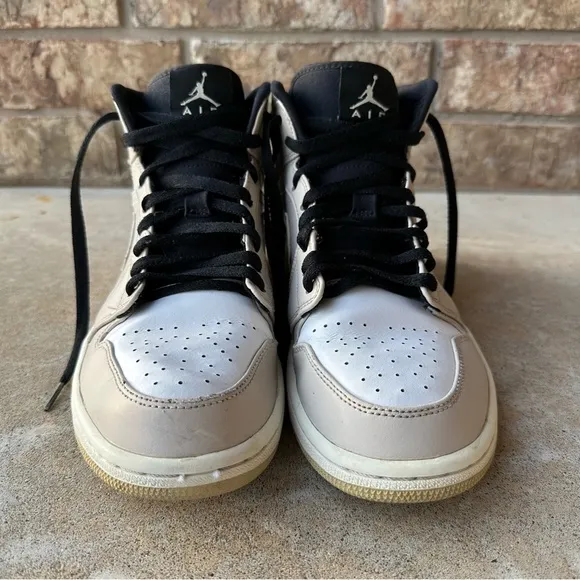 Men’s Nike Air Jordan 1 Mid Desert Sand High-Top Sneakers 8.5 EUR 42