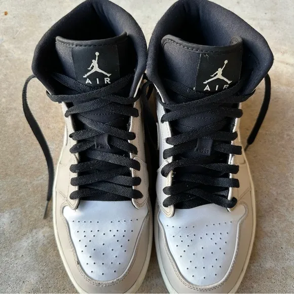 Men’s Nike Air Jordan 1 Mid Desert Sand High-Top Sneakers 8.5 EUR 42