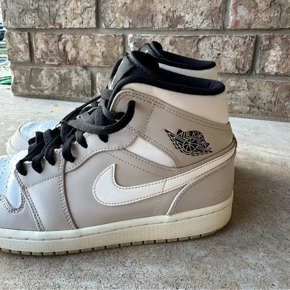 Men’s Nike Air Jordan 1 Mid Desert Sand High-Top Sneakers 8.5 EUR 42