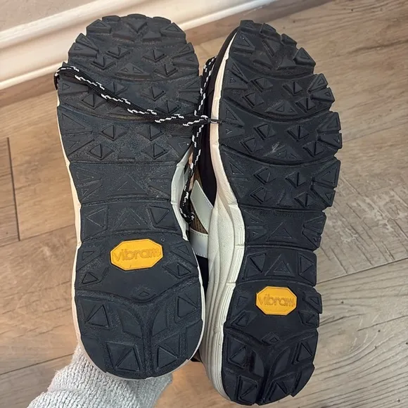 Men’s Veja Sneakers with vibram sole