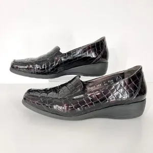 Mephisto Croc Emboss Patent Dark Red Black Leather Wedge Slip On Loafers Sz 9.5
