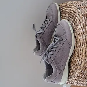 Mephisto Mens Grey Nubuck Leather Comfort‎ Walking Sneaker Padded Size 9.5