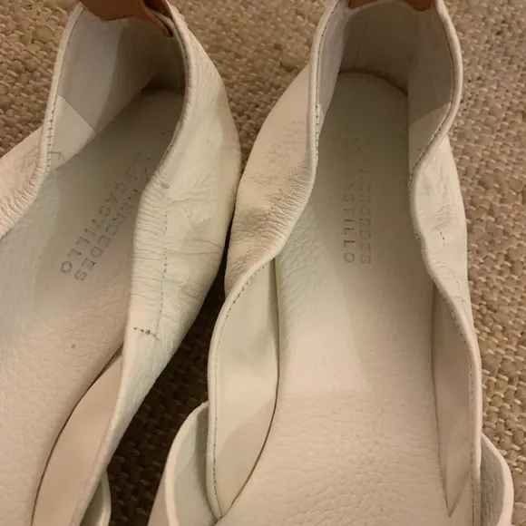 Mercedes Castillo White Amaia Flat Sandals