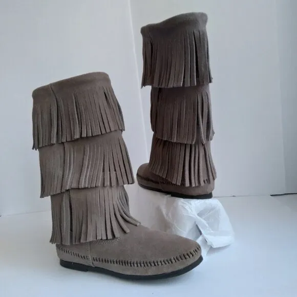 Minnetonka NWOB Grey Suede 3 Fringed Layers on Mid-Calf Pull-On Boots Sz 7