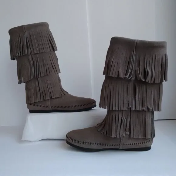 Minnetonka NWOB Grey Suede 3 Fringed Layers on Mid-Calf Pull-On Boots Sz 7