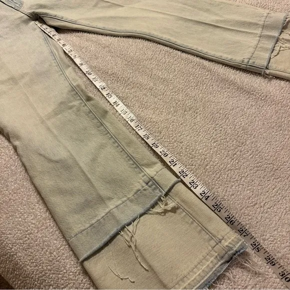 MOTHER Sideways Insider Double Double Hover Jeans Light Blue Bootcut Distressed