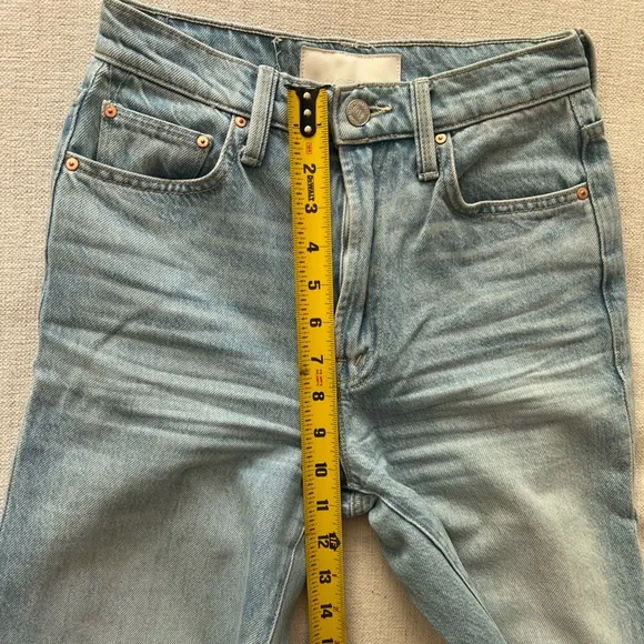 MOTHER The Rambler Zip Ankle Fray Jeans