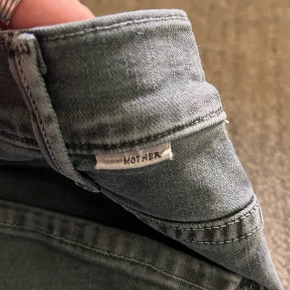 MOTHER Women’s The Hustler Ankle Fray - Chalk it up- size 26