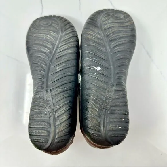 Naot Adjustable Buckle Flats- Size 9