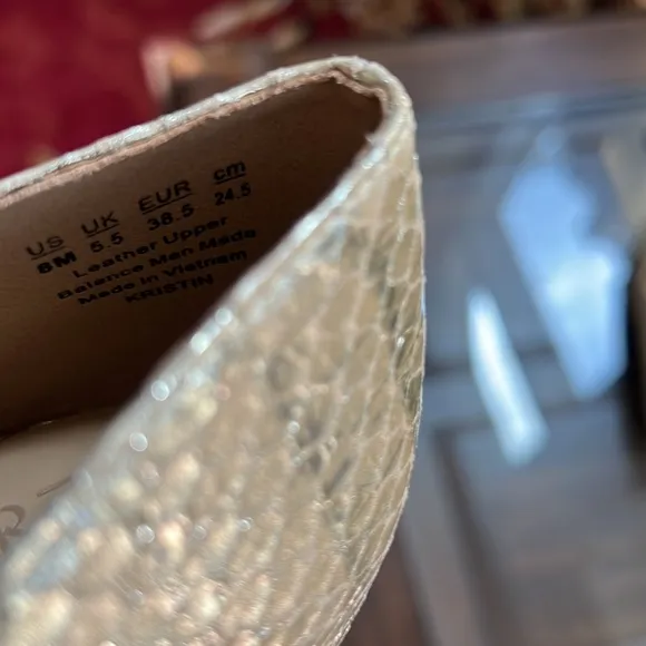 NATURALIZER Kristin Demi-Wedge Flats.