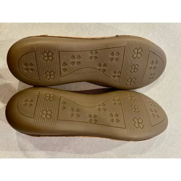 Naturalizer Laser Cut Leather Flats Womens 9.5 Narrow Beige Artsy Boho