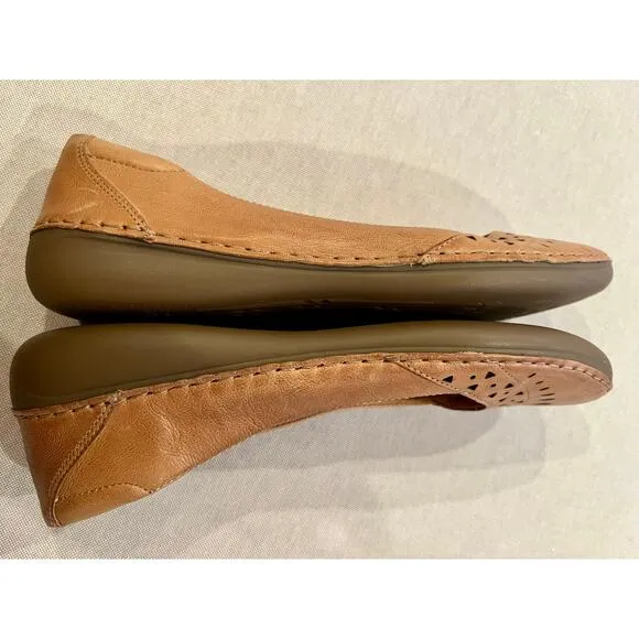 Naturalizer Laser Cut Leather Flats Womens 9.5 Narrow Beige Artsy Boho