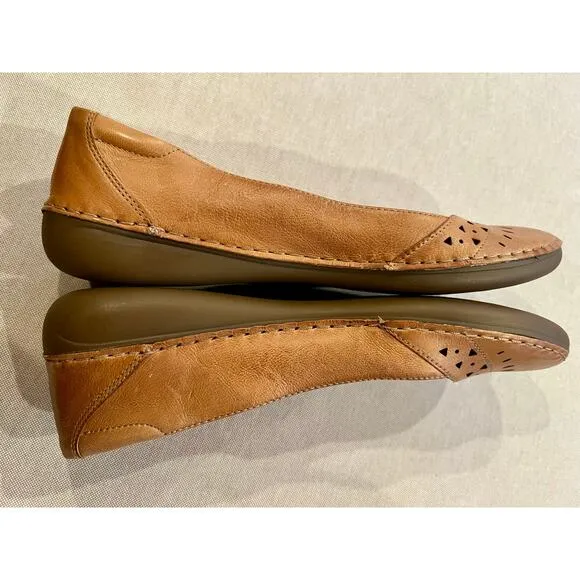 Naturalizer Laser Cut Leather Flats Womens 9.5 Narrow Beige Artsy Boho