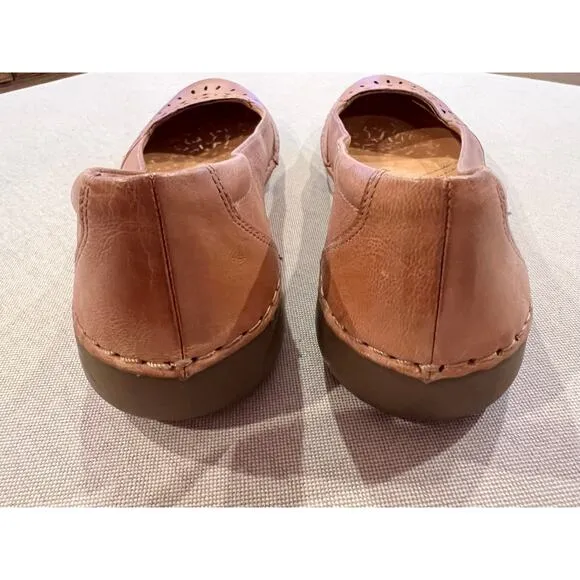 Naturalizer Laser Cut Leather Flats Womens 9.5 Narrow Beige Artsy Boho
