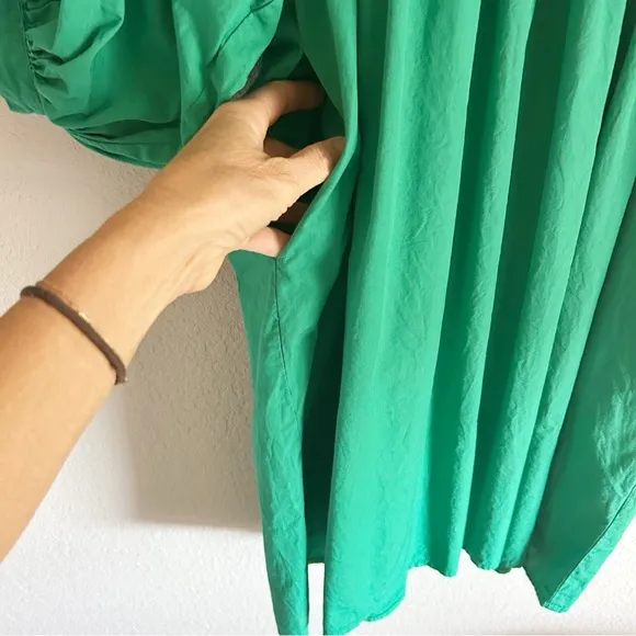 Never a Wallflower Poplin High Neck Dress Green Large