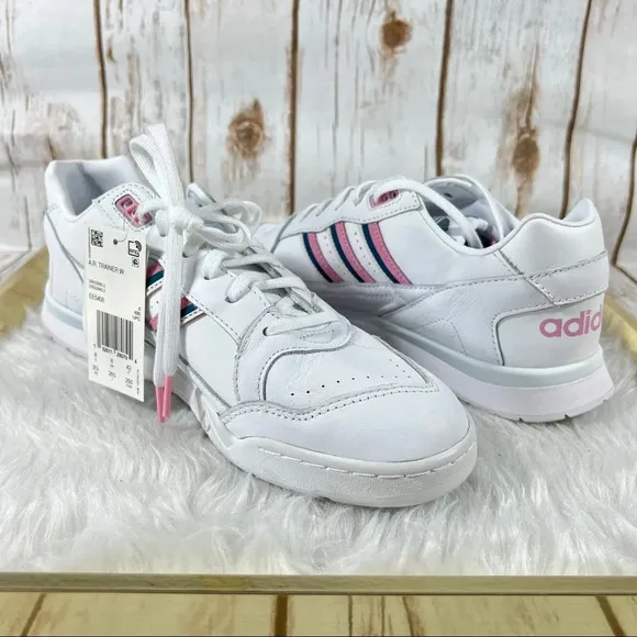 NEW Adidas Originals A.R. Trainer Sneakers