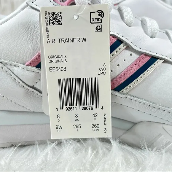 NEW Adidas Originals A.R. Trainer Sneakers