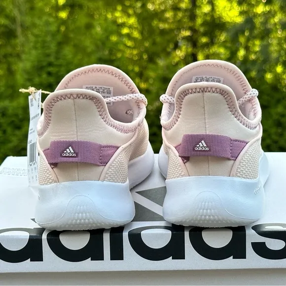 NEW Adidas Youth Pink Casual Athletic Sneaker Size Big Kid 6Y | fits Womens 7.5