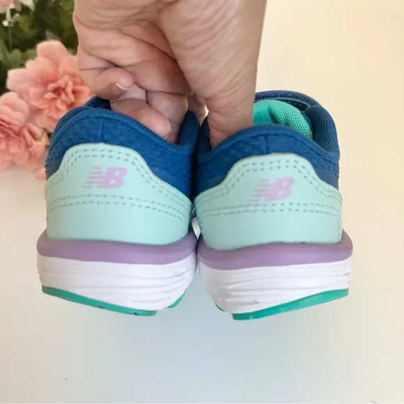 New Balance 680 V6 Bungee Captain Blue/Violet Toddler Girl Sneakers