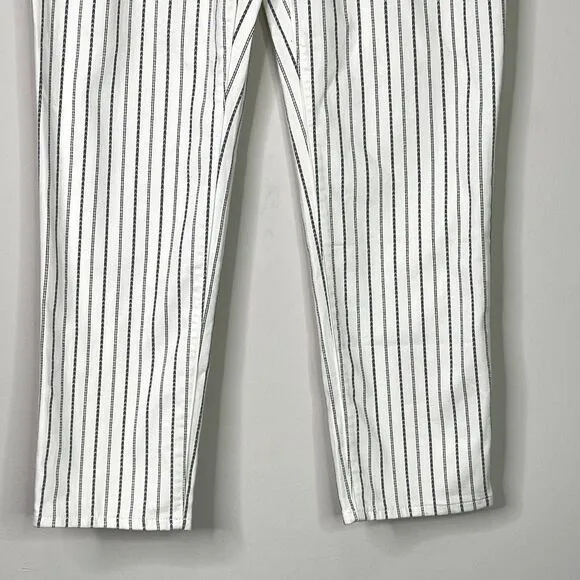 New Chico's So Slimming Textured-Stripe Girlfriend Ankle Jeans Women's Size 14
