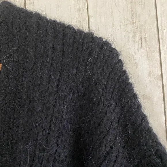 New ELIZABETH AND JAMES Wool chunky-knit cardigan