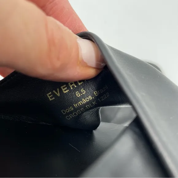 NEW Everlane Black Leather Day Crossover Sandal in Size 6.5