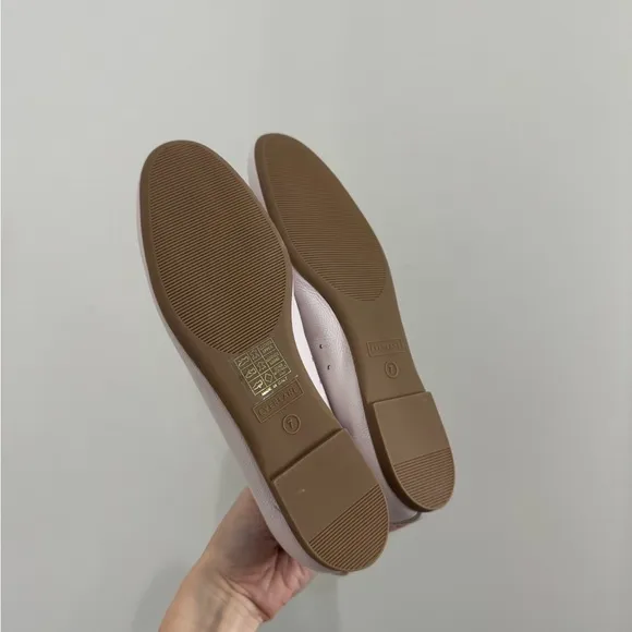 NEW EVERLANE The Day glove leather flats in white lilac
