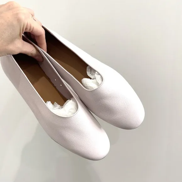 NEW EVERLANE The Day glove leather flats in white lilac