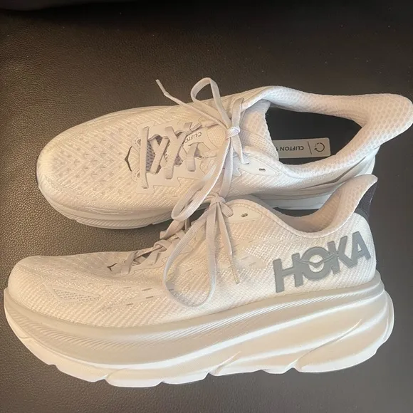 NEW HOKA Women's Clifton 9 Running Sneakers