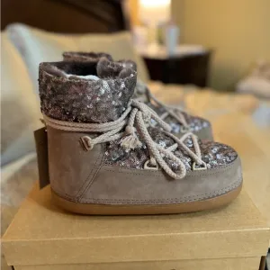 New IKKII Leather Snow Sequins Boots Size EU39