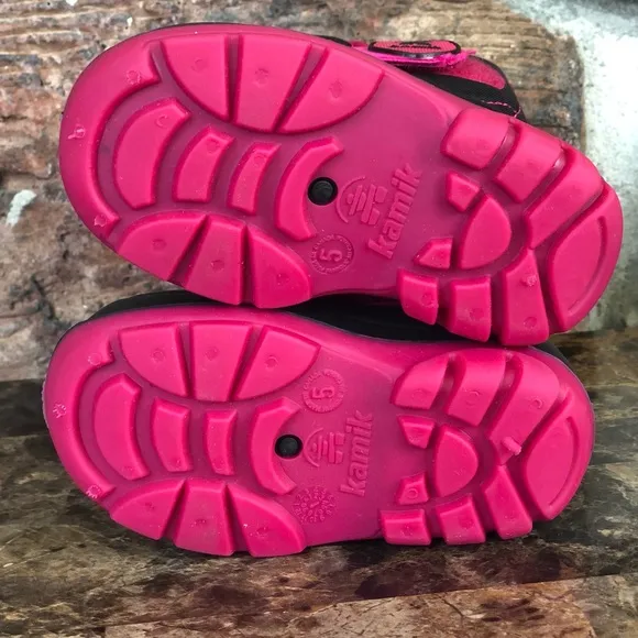 NEW Kamik Toddler Girls Snowbug Outdoor Boots ..