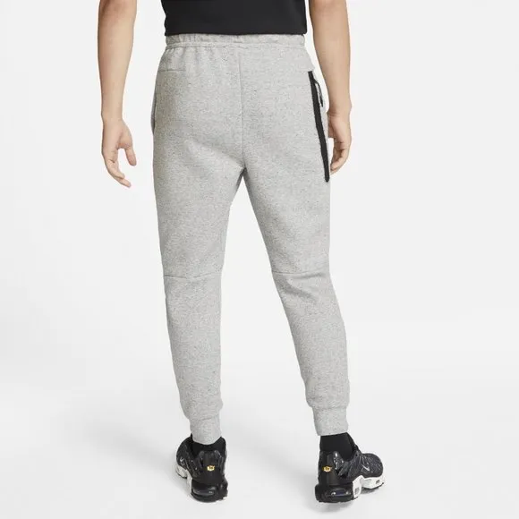 New Nike Tech Fleece Joggers Black/Heather Grey Men's Size XL DD4706-010 Pants
