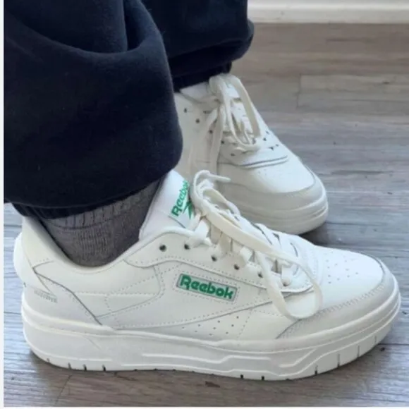 NEW Reebok Tech G Geo Lifestyle Sneakers GENUINE LEATHER Chalk/R/Glen Green
