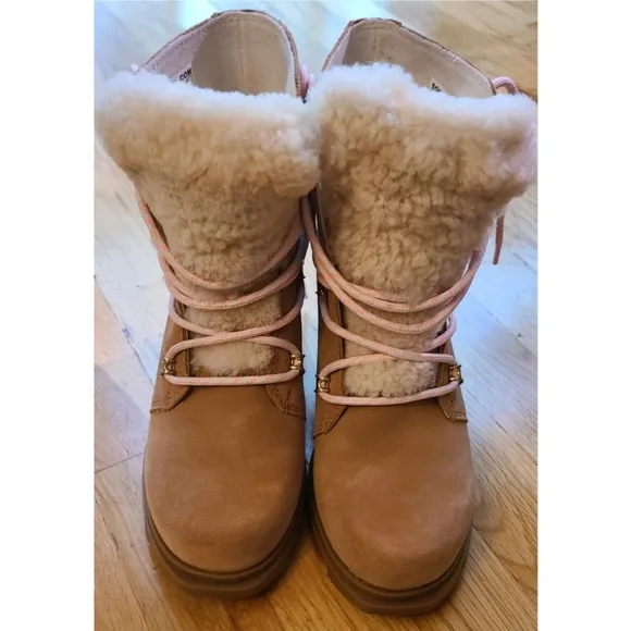New Sorel Joan of Arctic Wedge III Lace Boot — Waterproof Suede Tawny Buff Sz 6