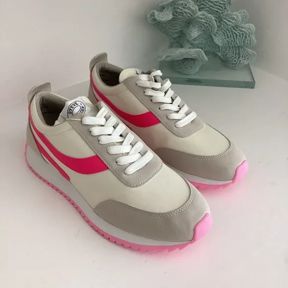 NEW STEVE MADDEN NEUTRAL AND PINK SNEAKERS SHOES Sz 8