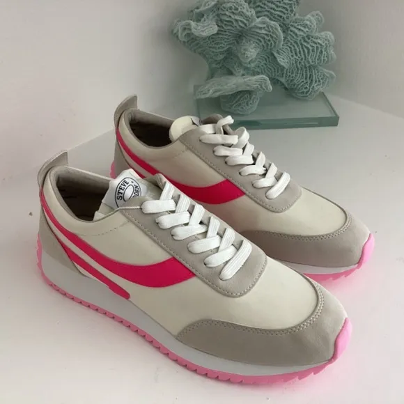 NEW STEVE MADDEN NEUTRAL AND PINK SNEAKERS SHOES Sz 8